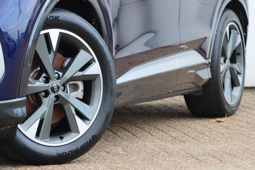 Audi Q4 E-tron 45 quattro s edition 77 kwh 266pk | soh 91,2% |