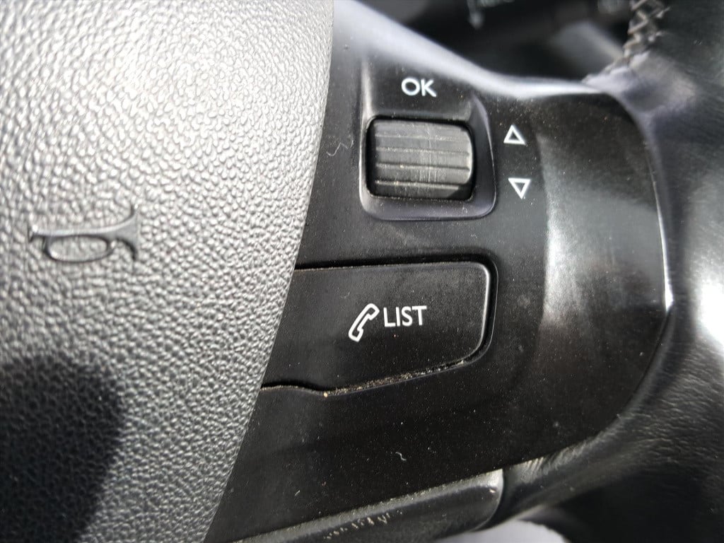 Peugeot 2008 1.6 vti 120pk allure navigatie | trekhaak | cruise & climate c