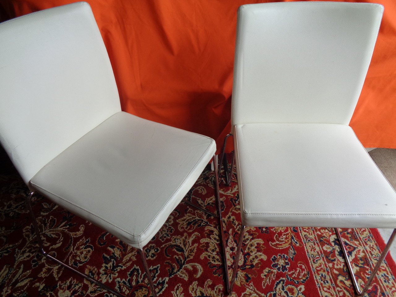 Stoelen.