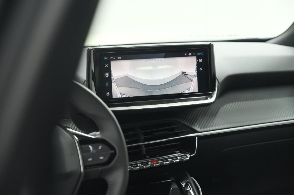 Peugeot 2008 puretech 130 eat8 allure | 360 camera | adaptieve cruise contr