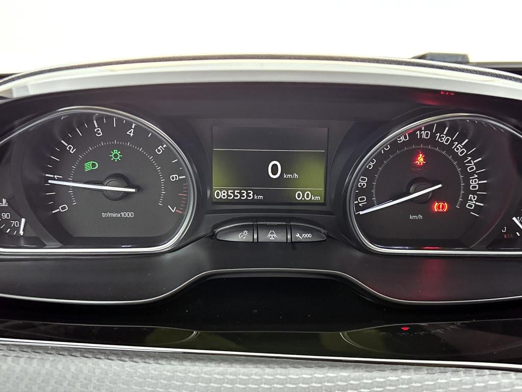 Peugeot 2008 110 pk allure | rijklaar | panoramadak | trekhaak | camera |