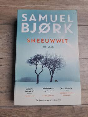 Thriller Sneeuwwit van Samuel Bjork