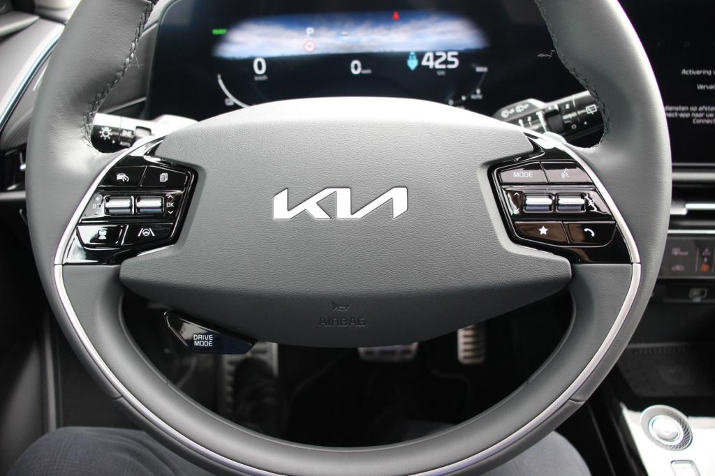 Kia Niro Ev executiveline 64.8kwh | schuifdak | warmtepomp