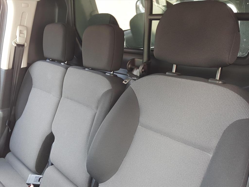 Citroen Berlingo 1.6 100pk benzine 3p navigatie | apple carplay | achterdeu
