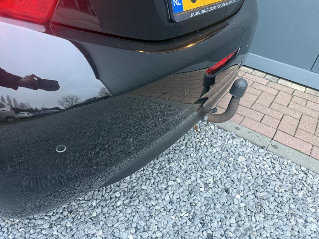 Peugeot 208 1.2 vti envy 5-drs