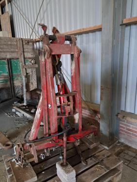 Diverse landbouw machines en toebehoren !