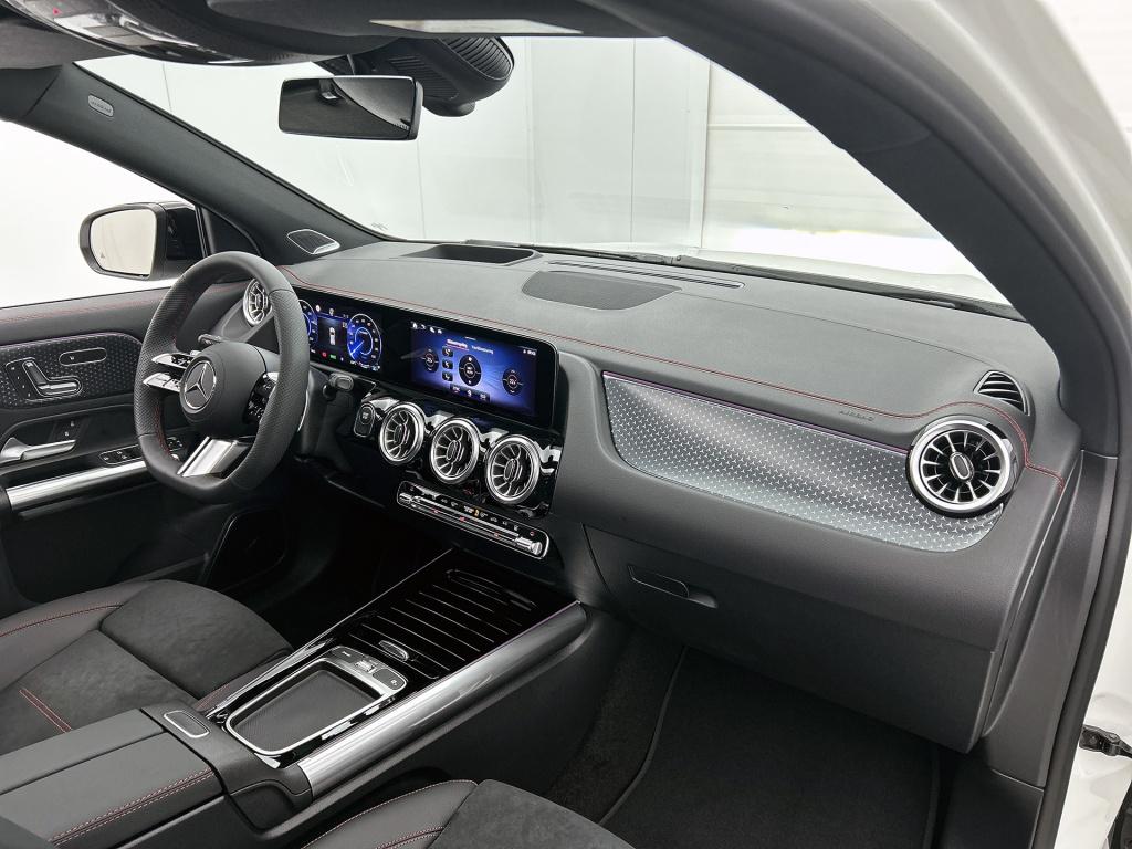 Mercedes-Benz Eqa 250+ business solution amg 71 kwh | trekhaak | nightpakke