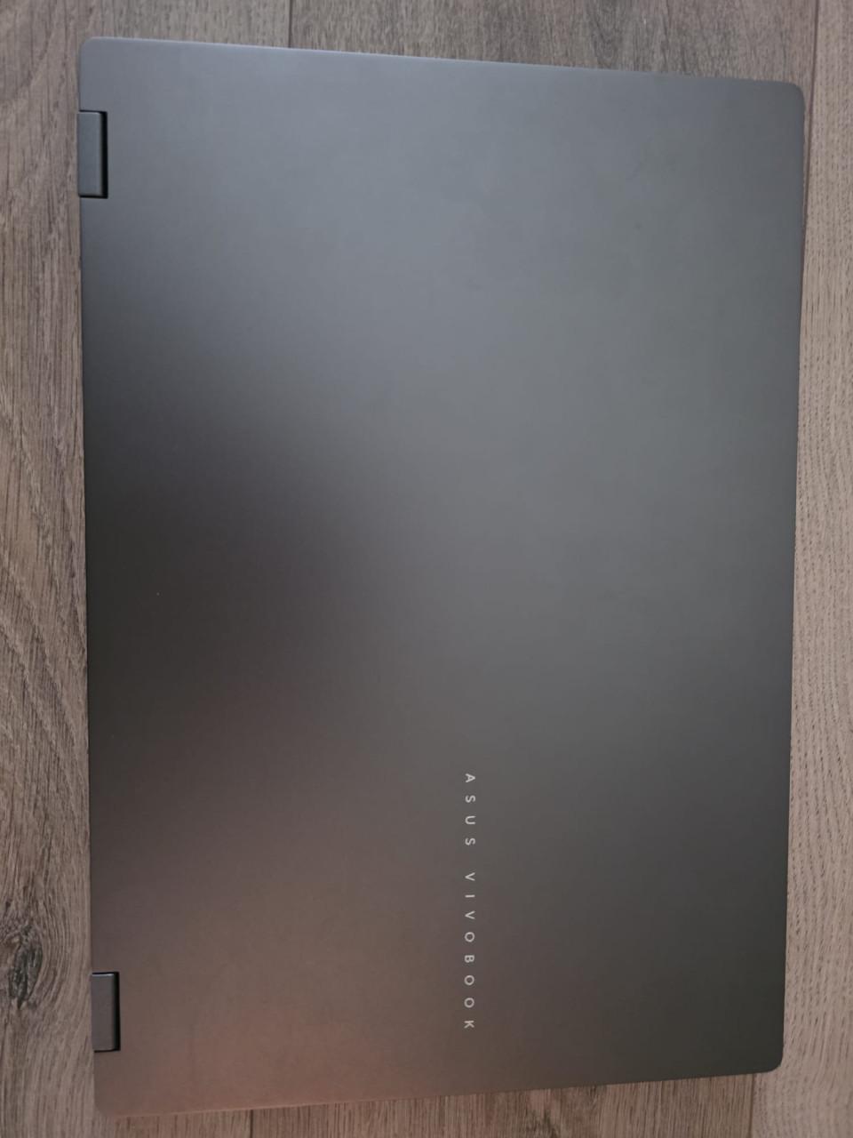 ASUS Vivobook 16 Flip OLED