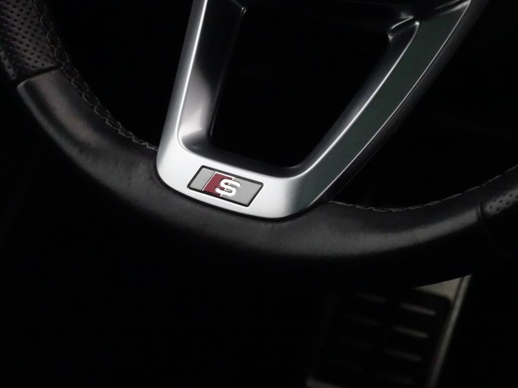 Audi Q8 55 tfsi e quattro pro line s | pano | matrix led | b&o 3d | 22"