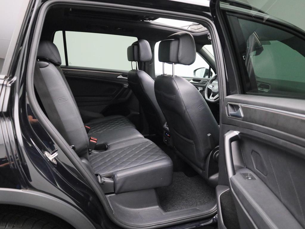 Volkswagen Tiguan Allspace 1.5 tsi r-line business+ | 7-persoons | automaat