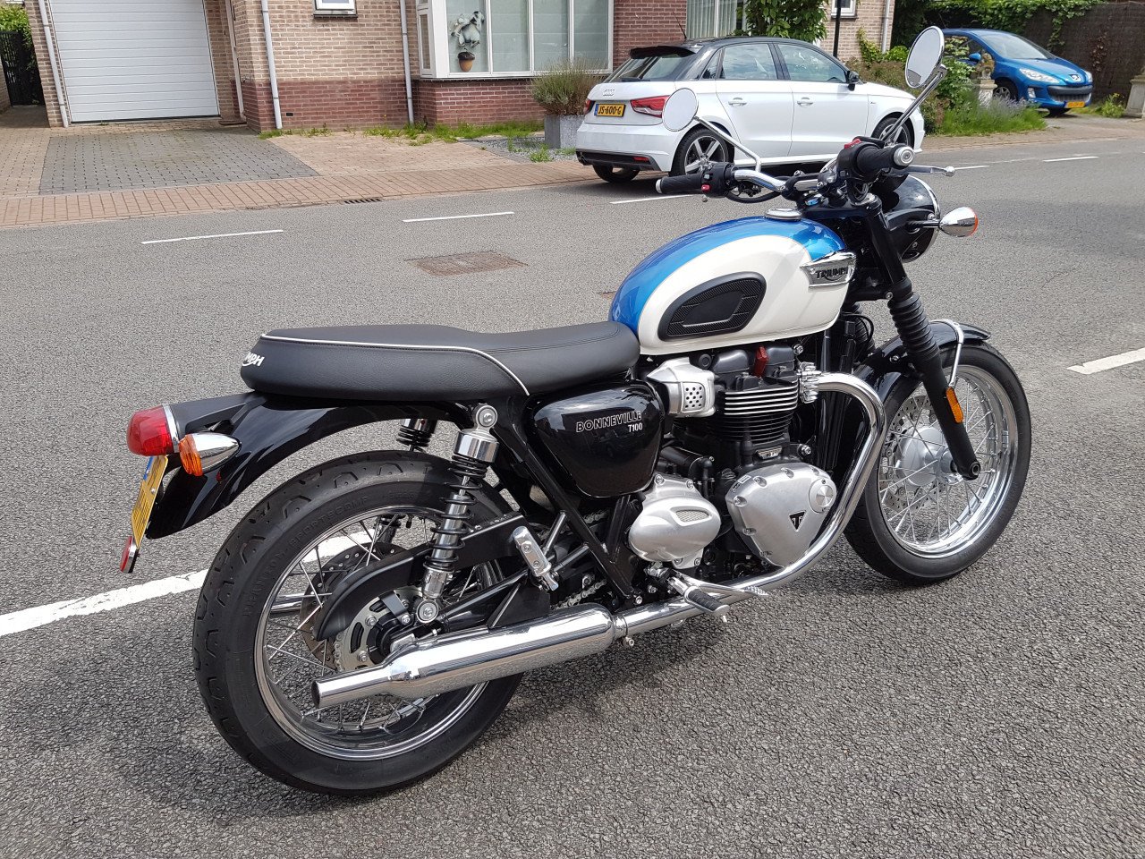 Triumph Bonneville T100