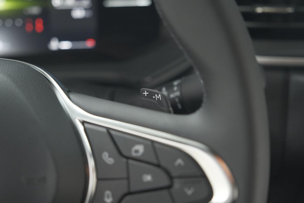 Renault Captur mild hybrid 160 evolution | camera | apple carplay | stoelve