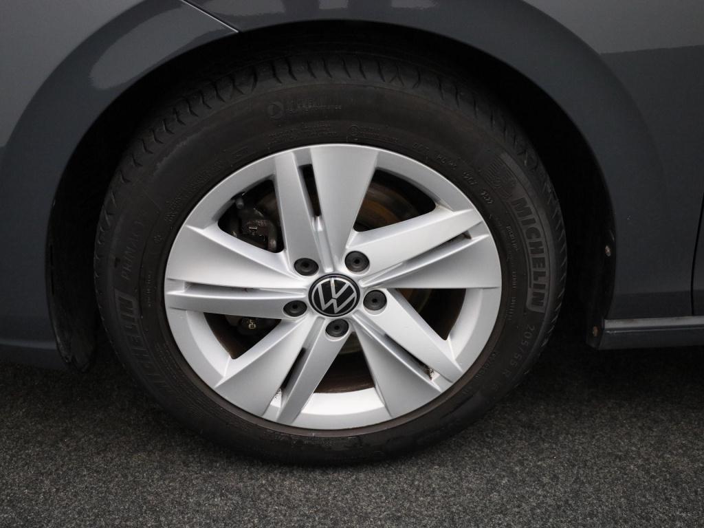 Volkswagen Golf variant 1.0 tsi life | navigatie | stoel/stuur verwarming |
