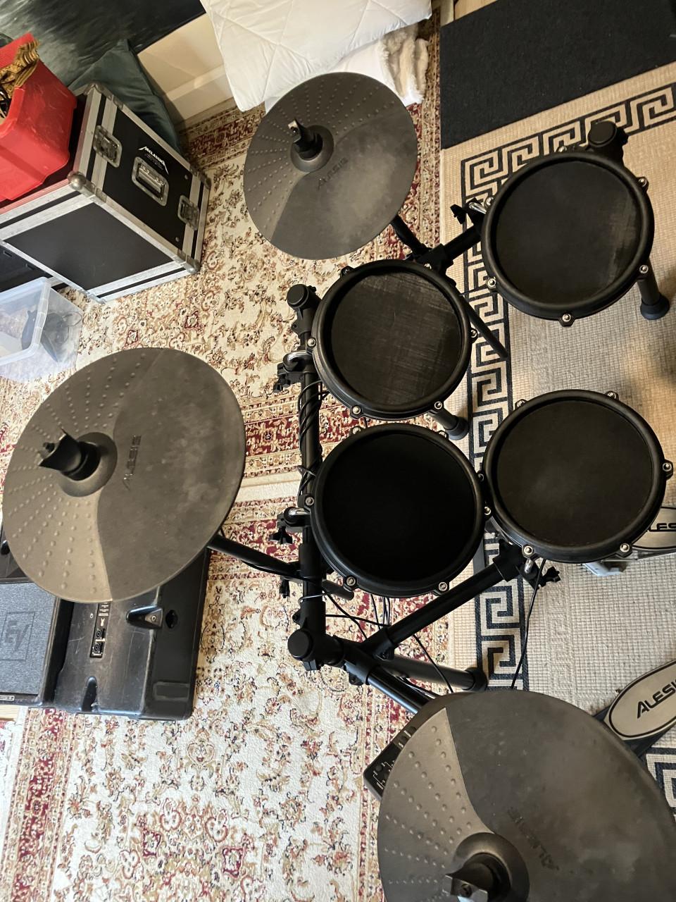 Alesis Nitro Mesh Kit