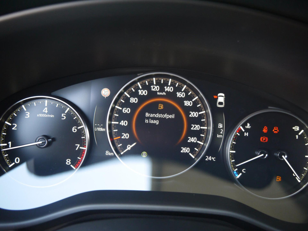 Mazda 3 2.0 e-skyactiv-g m hybrid 122 exclusive-line design pack