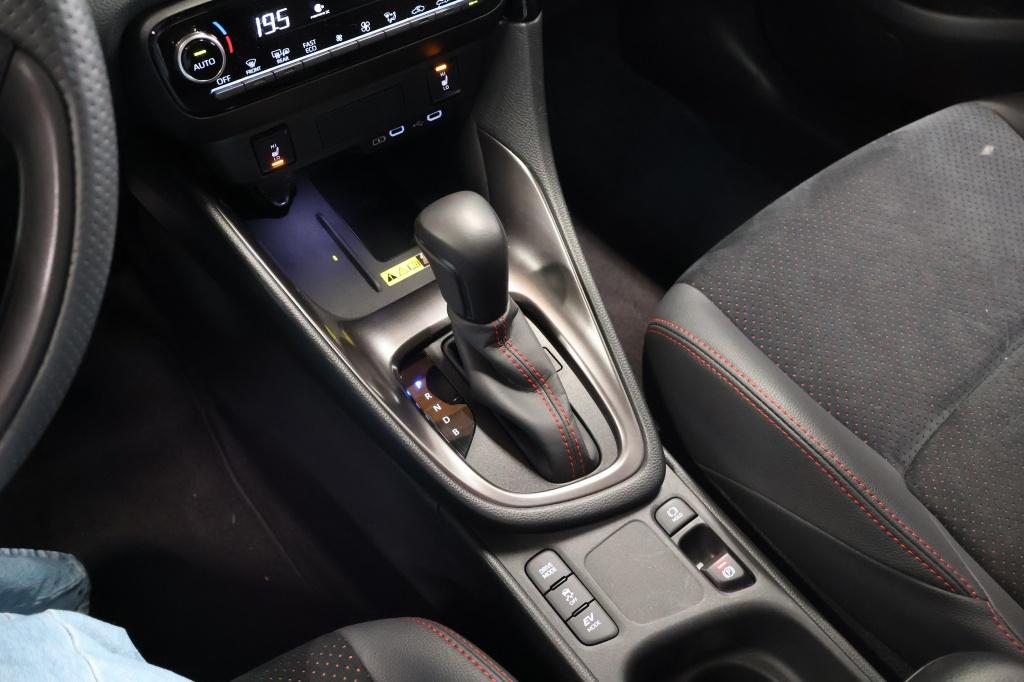 Toyota Yaris 1.5 hyb.130 gr sport