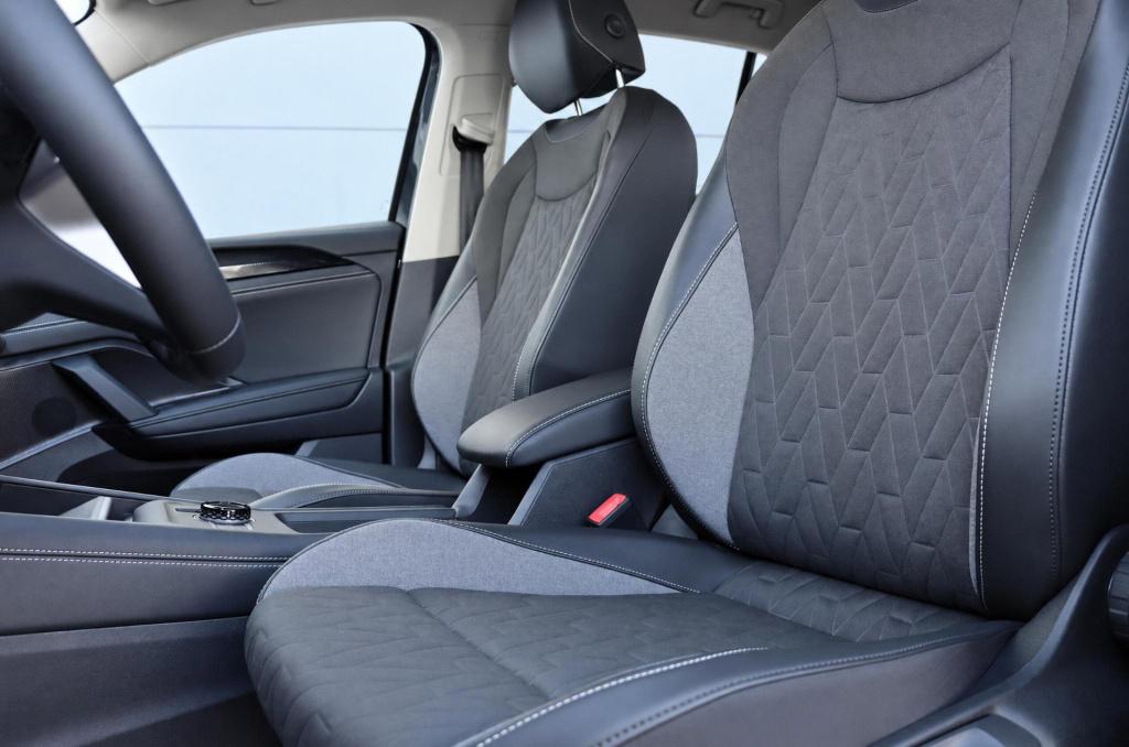 Volkswagen Tiguan 1.5 etsi life edition 130pk dsg7