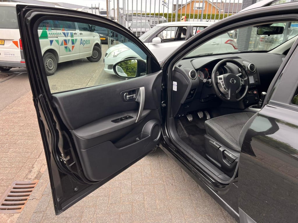 Nissan Qashqai 2.0 connect edition