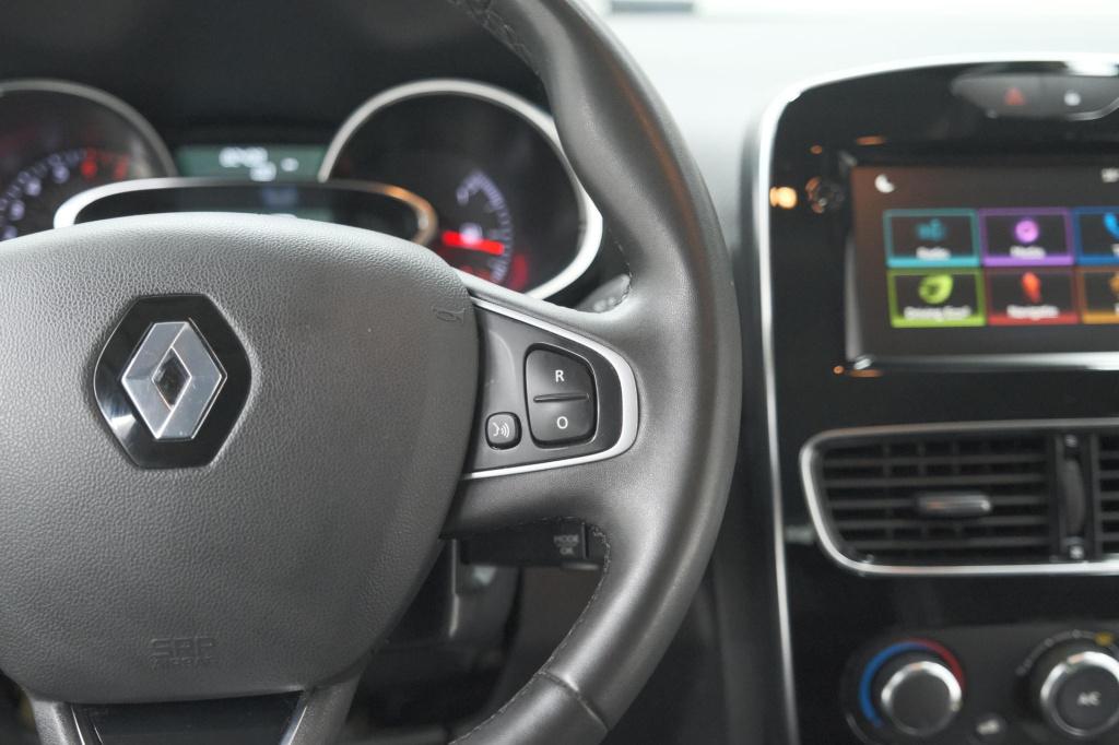 Renault Clio estate tce 90 limited | trekhaak | apple carplay | parkeersens