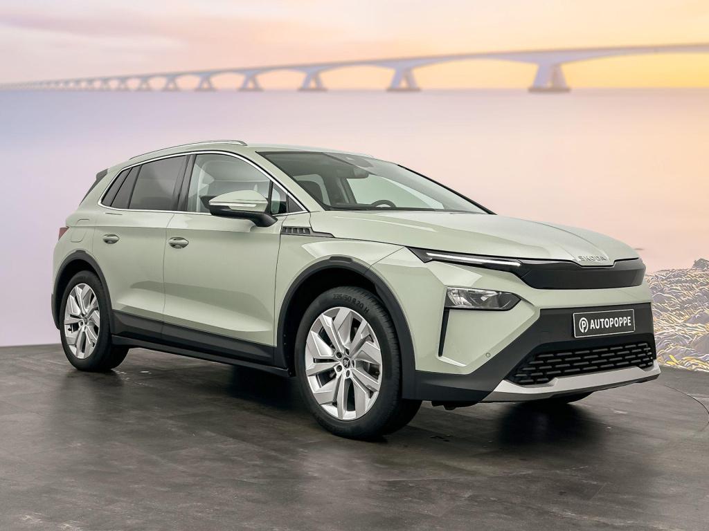 Skoda Elroq business edition elektromotor 150 kw / 204 pk suv