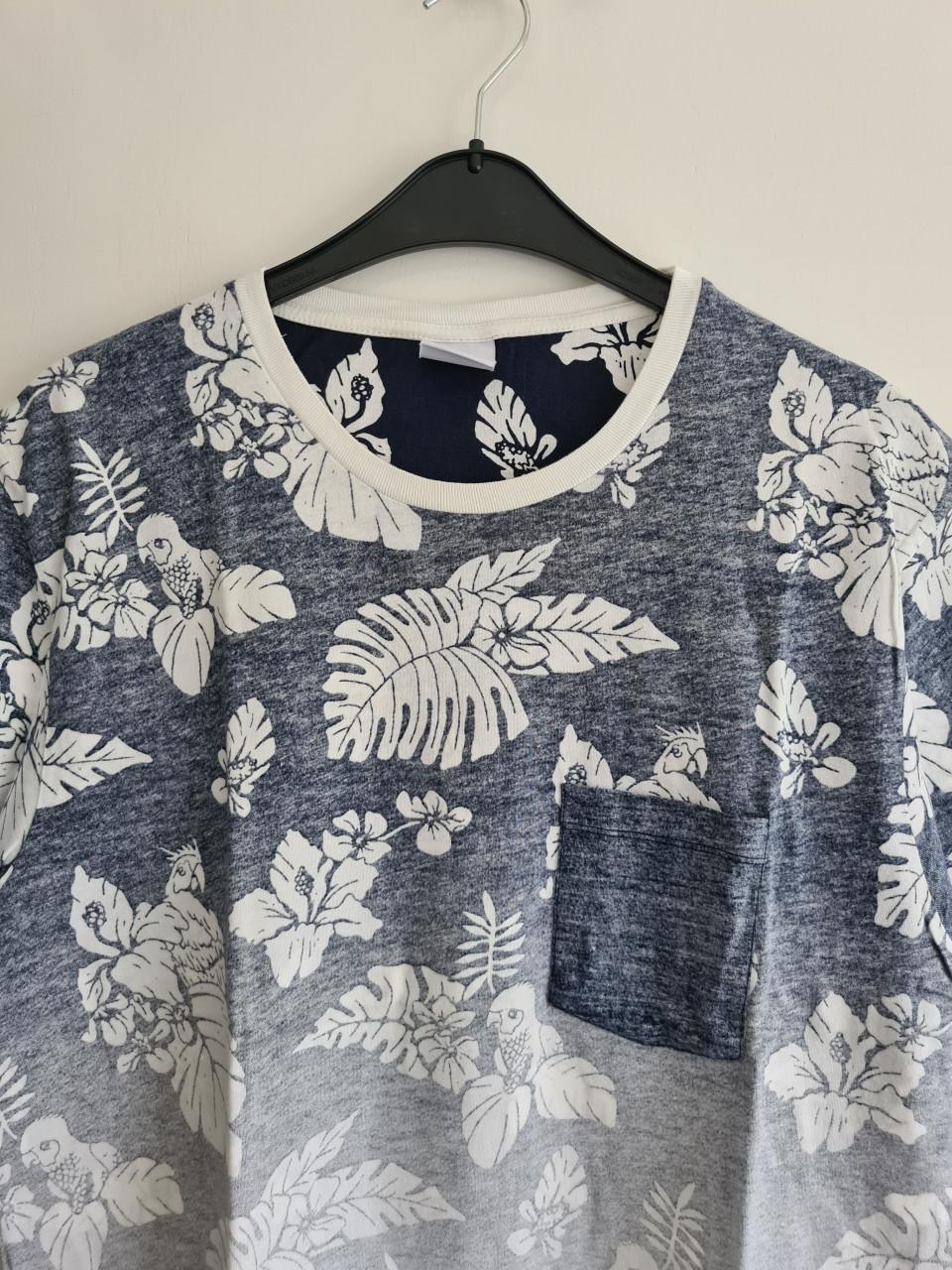 Zara heren blauw / ecru wit T-shirt Maat XL Lengte 74cm