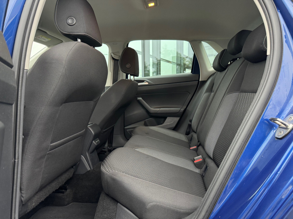 Volkswagen Polo 1.0 tsi highline * virtual cockpit * keyless * camera