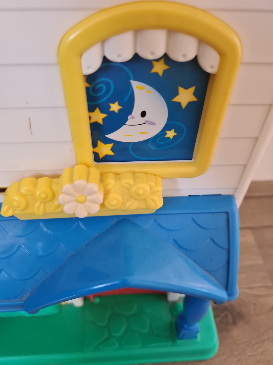 Fischer Price Little People huis met 6 geluiden.
