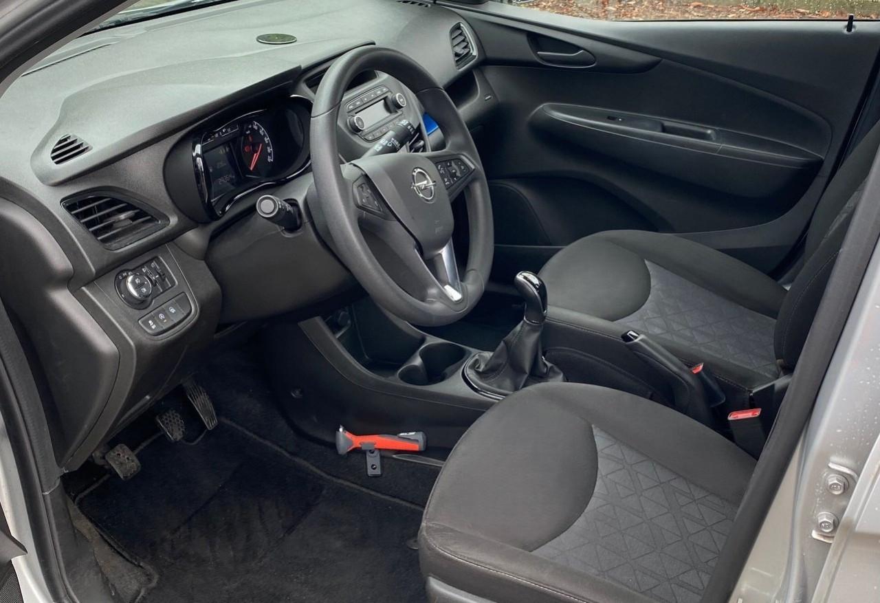 Als nieuwe Opel Karl met zeer lage NAP km! eerste eigenaar! jaar APK 3m gar