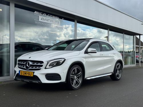 Mercedes-Benz Gla-klasse 200 amg line automaat , panoramaschuifdak , trekha