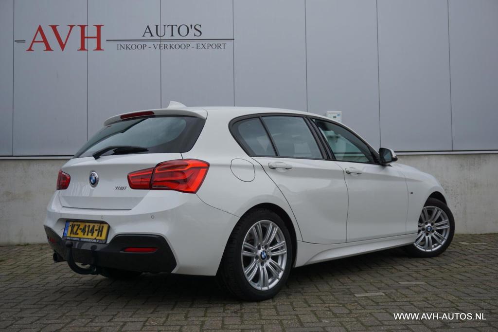 BMW 1 Serie 118i centennial high executive