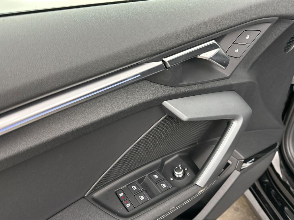 Audi A3 sportback s edition competition 45 tfsi e 200 kw / 272 pk sp