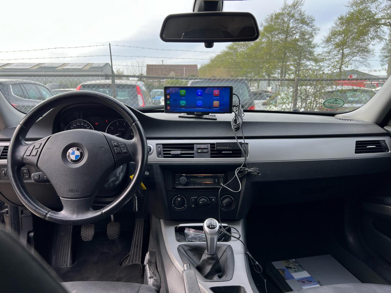 BMW 3-Serie 318i Uitlaat klep systeem/ Airco