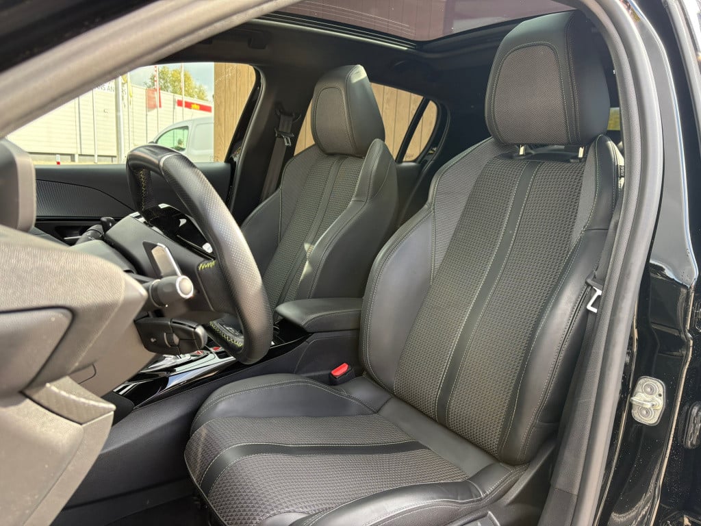 Peugeot 208 1.2 puretech gt