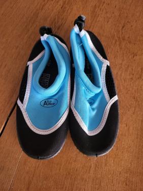 Waterschoenen maat 29/30