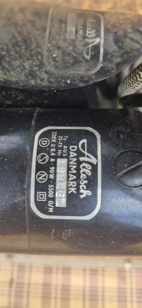 Antieke anker naaimachine met pedaal