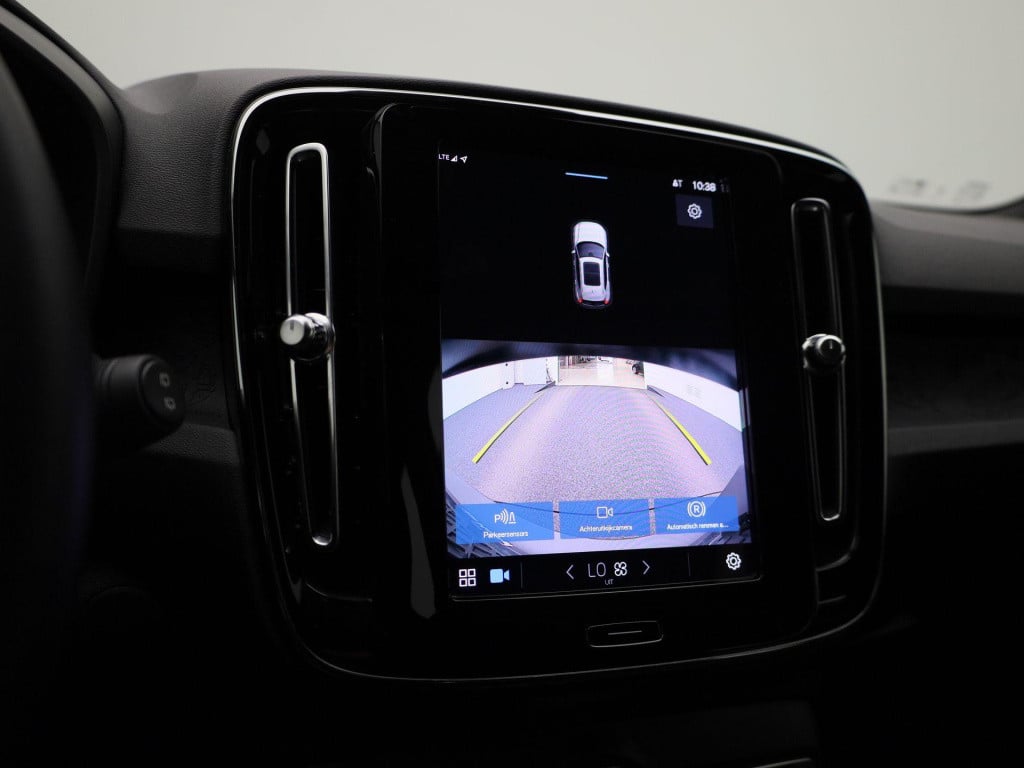 Volvo XC40 recharge core | automaat | lmv | parkeer sensoren | virtual cock
