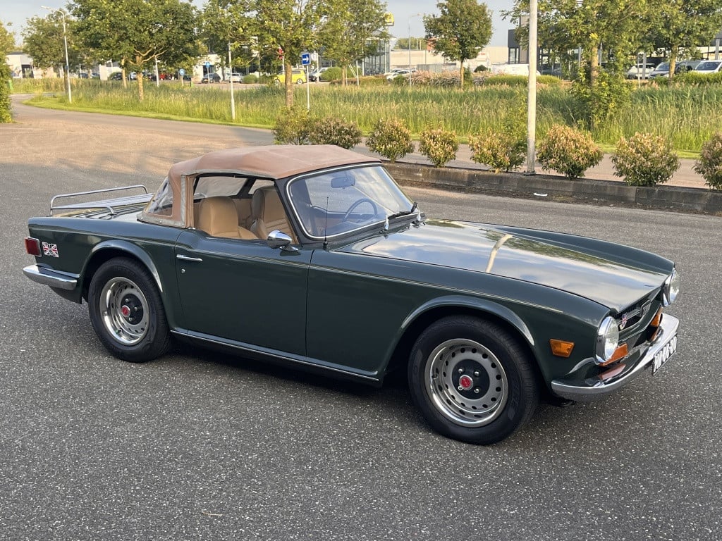 Triumph TR6 soft top