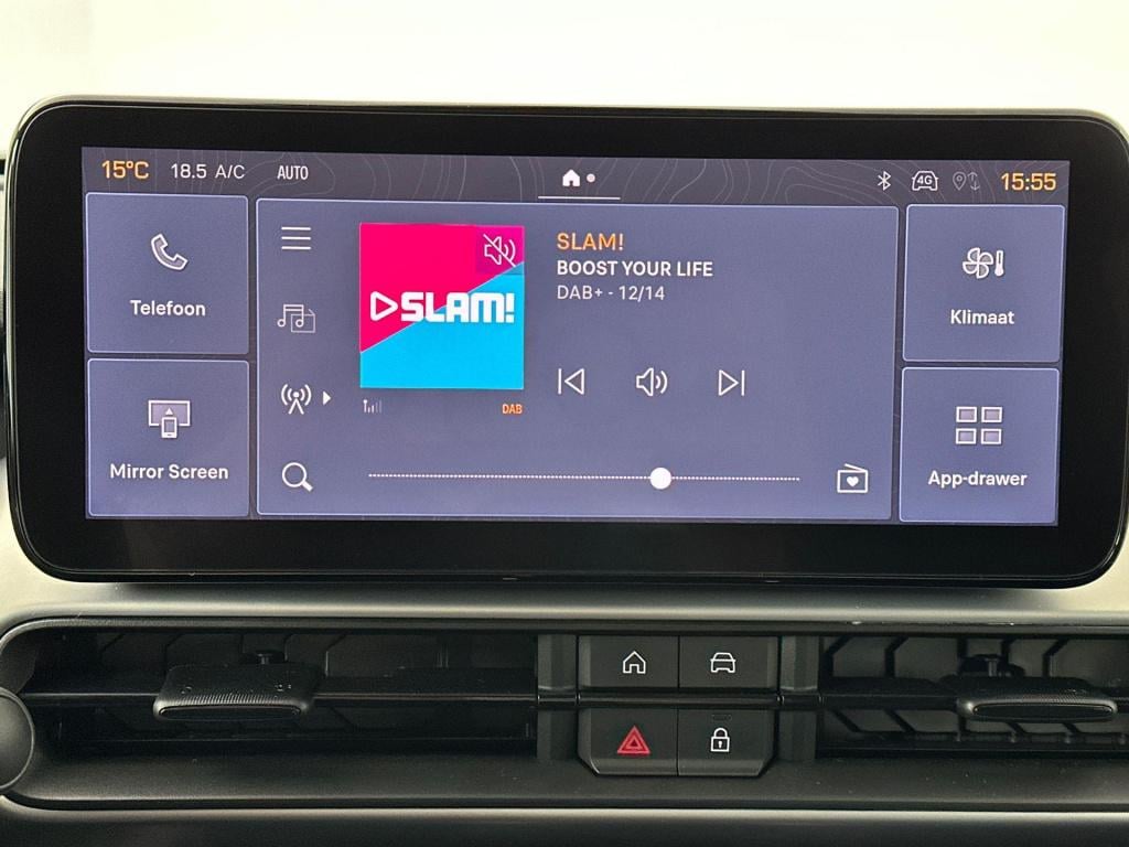 Jeep Avenger 1.2 e-hybrid summit | camera | apple carplay & android auto |