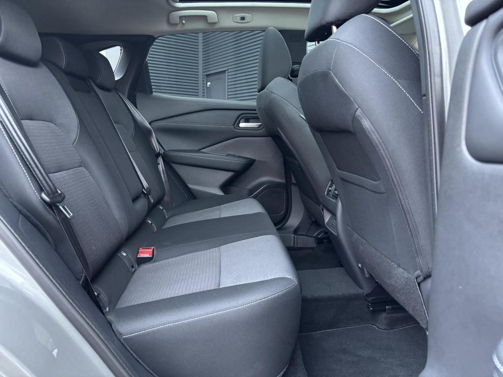 Nissan Qashqai 1.3 mhev n-connecta design pack