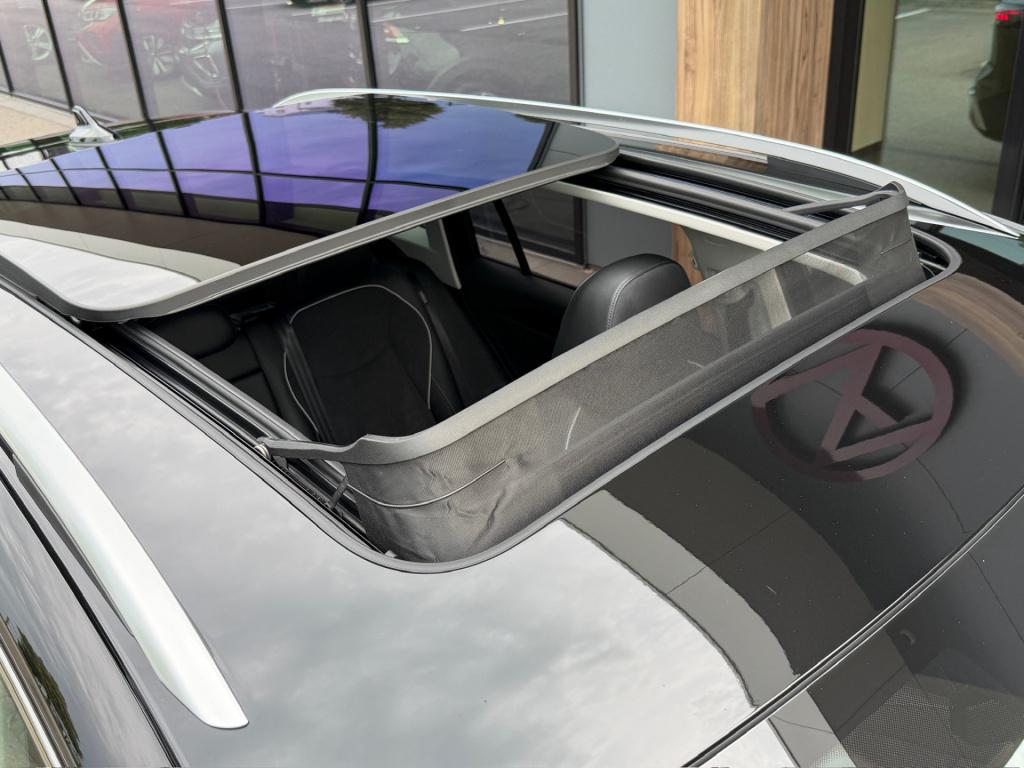 Volkswagen Tiguan 1.5 ehybrid elegance 204pk | trekhaak | 20 inch | 360 cam