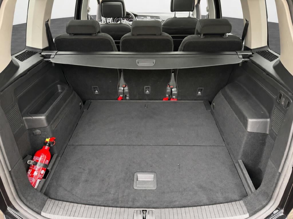 Volkswagen Touran 1.2 tsi highline