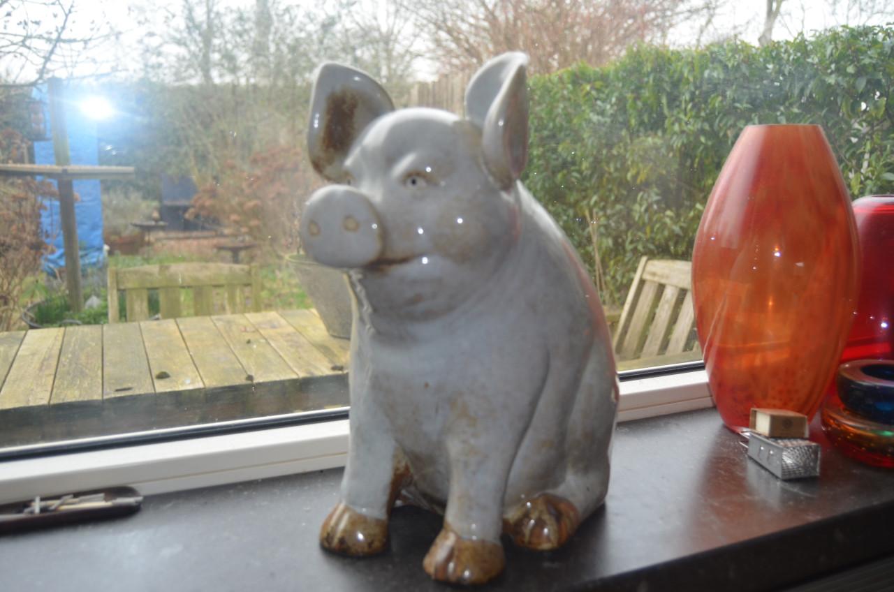 Leuk keramiek varken in prima staat!