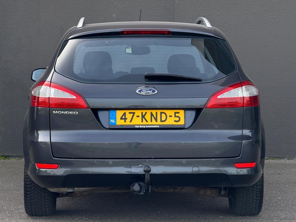 Ford Mondeo wagon 2.0-16v limited
