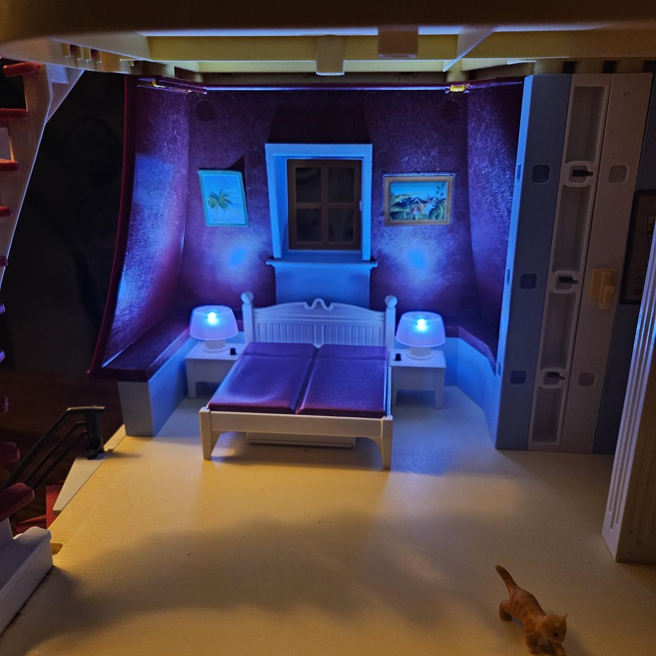 Poppenhuis volledig ingericht