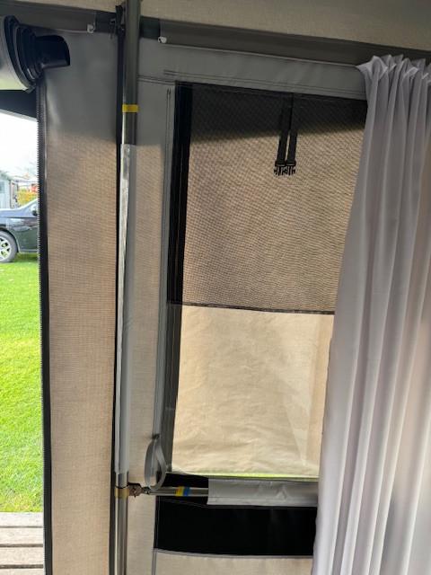 Gusto caravan voortent 4 jaar oud