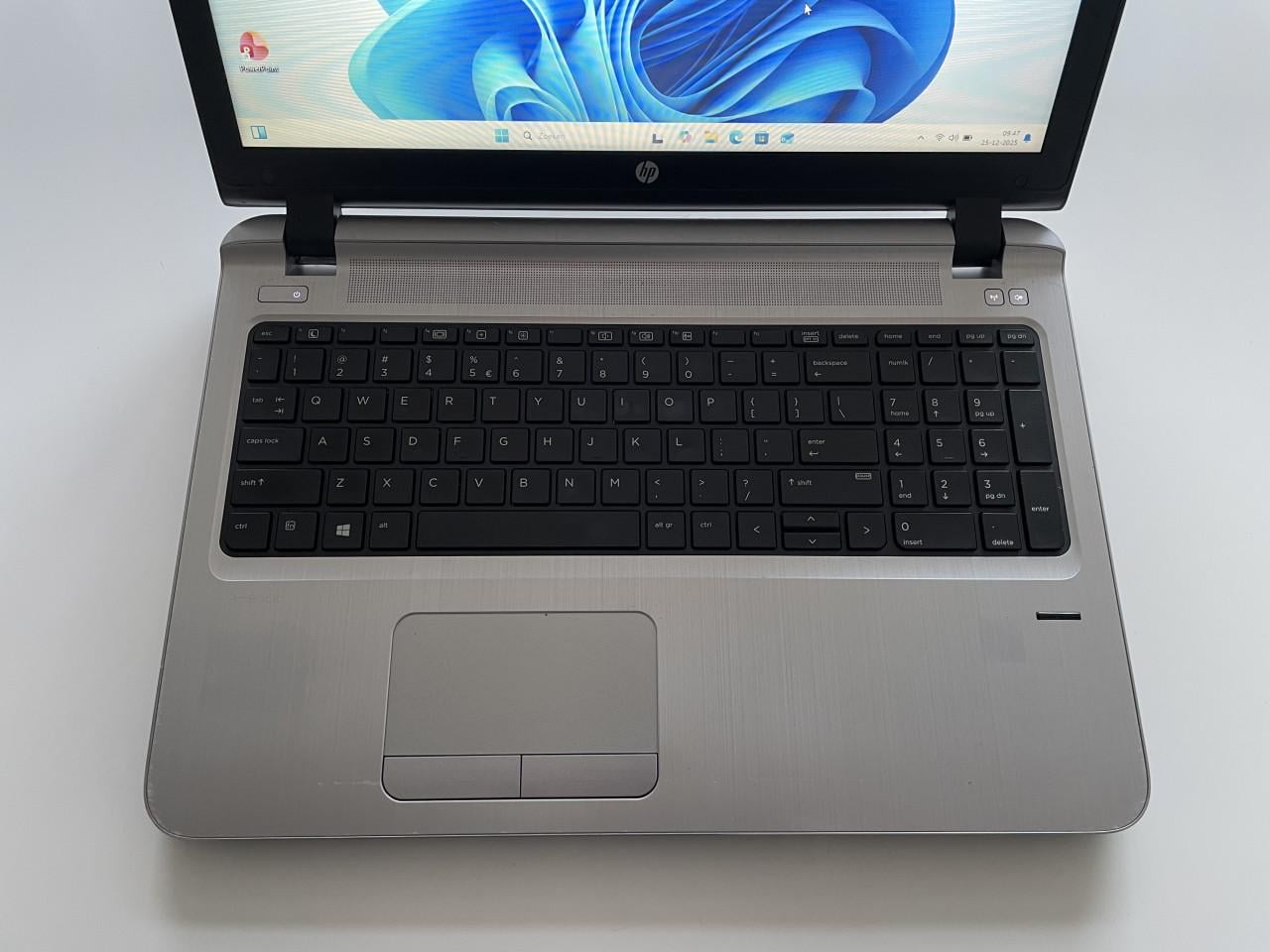 Hp Laptop - met SSD, muis + Sim mogelijkheid