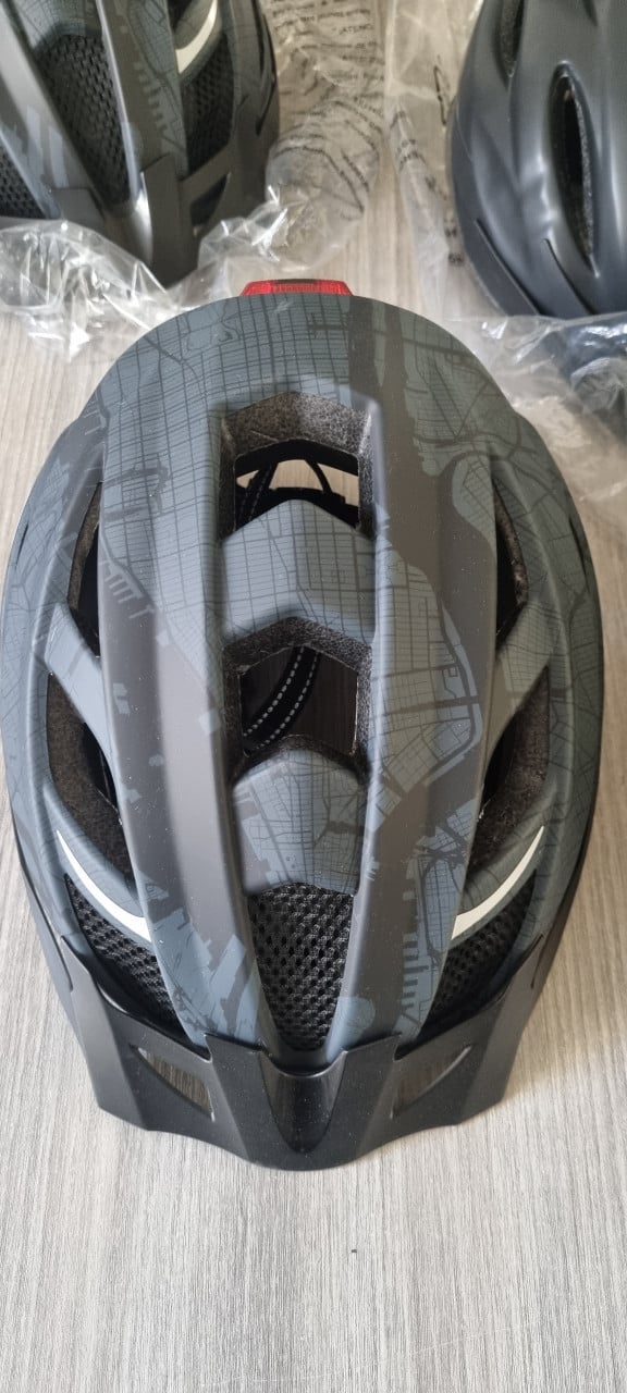 Diverse fietshelmen fischer maten s/m l/xl