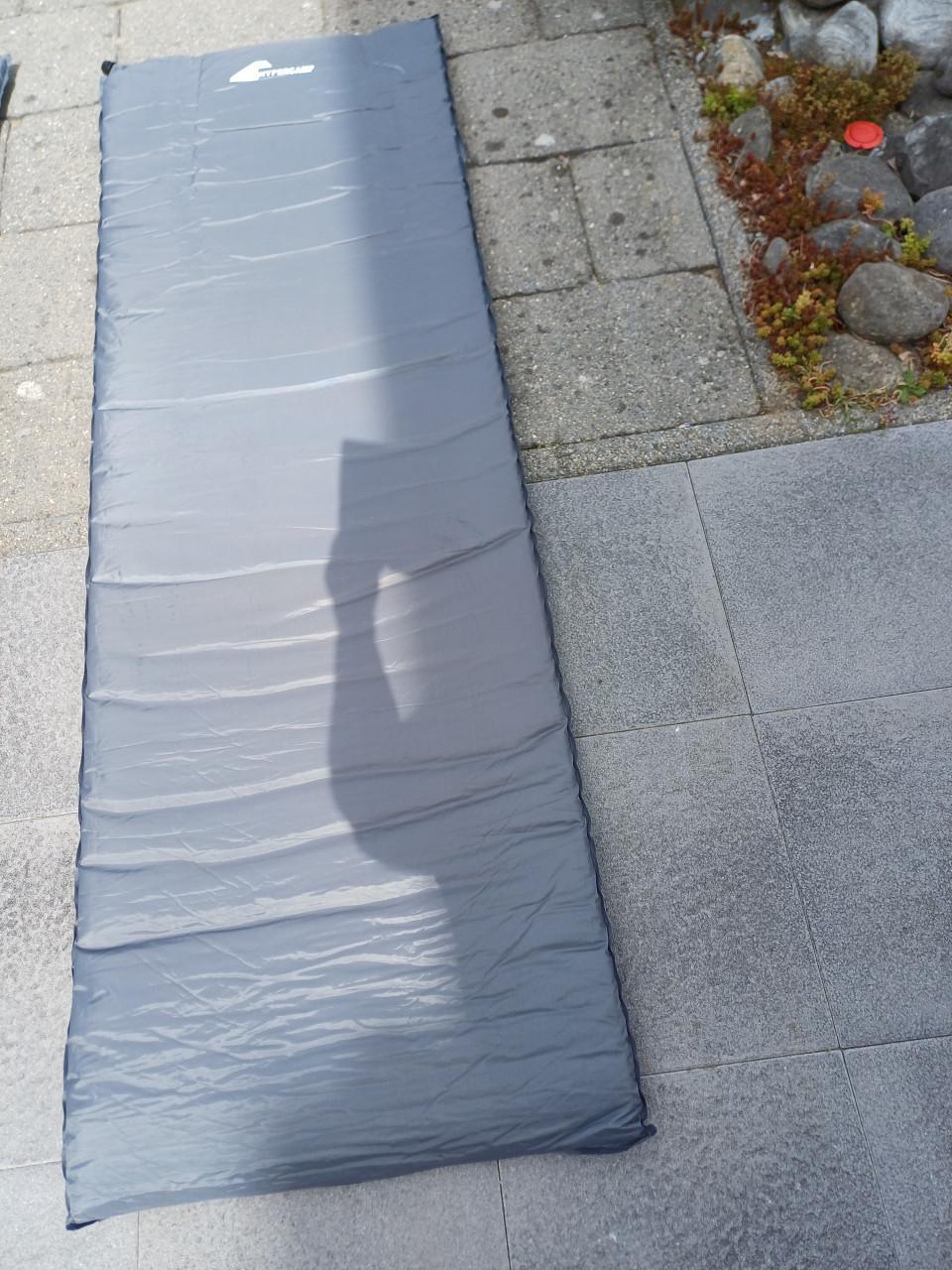 Self inflating kampeer matras 2x