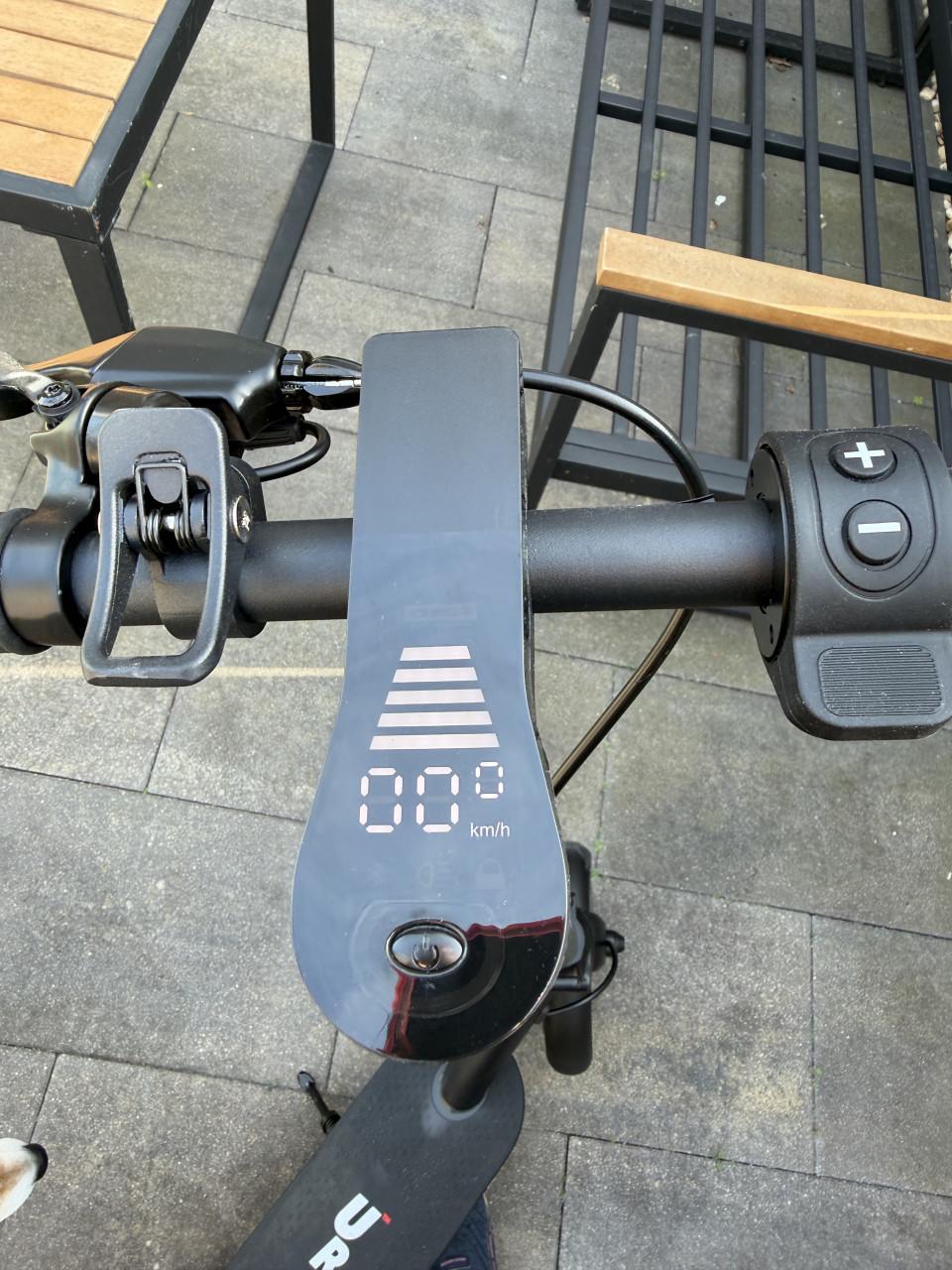 Nieuwe UrbMob kick & go LR elektrische step