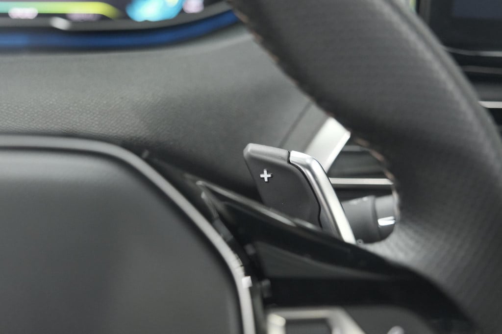 Peugeot 3008 hybrid4 300 gt | elektrisch panoramadak | dodehoekdetectie | c